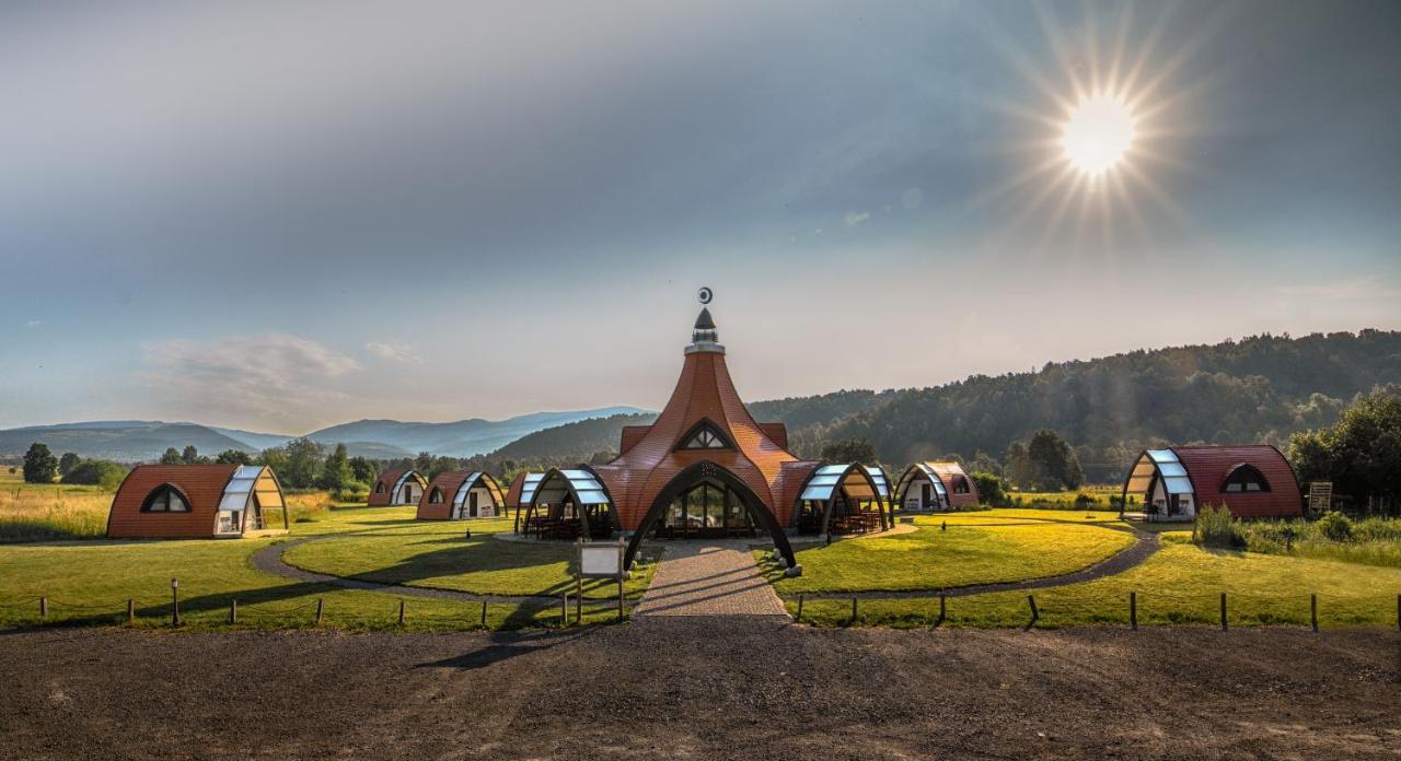 Hotel Hunnia - Huntanya Vlahita Exteriér fotografie