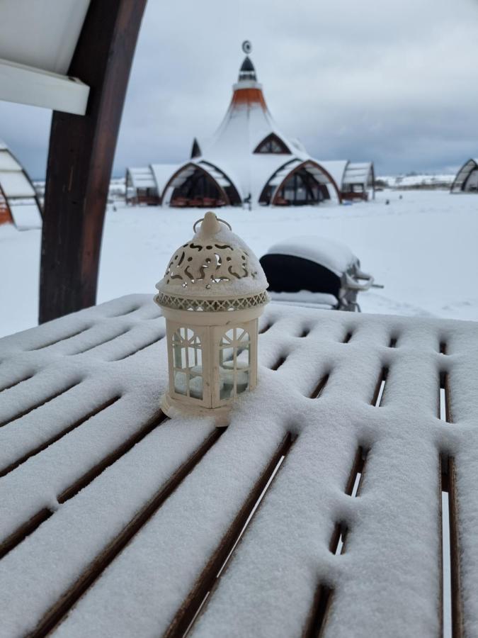Hotel Hunnia - Huntanya Vlahita Exteriér fotografie