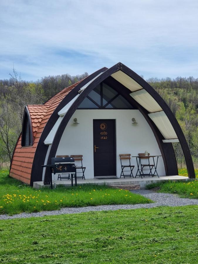 Hotel Hunnia - Huntanya Vlahita Exteriér fotografie