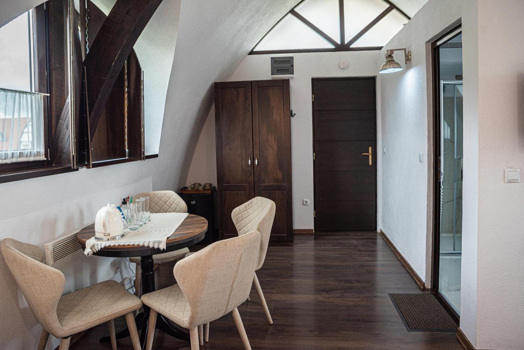 Hotel Hunnia - Huntanya Vlahita Exteriér fotografie