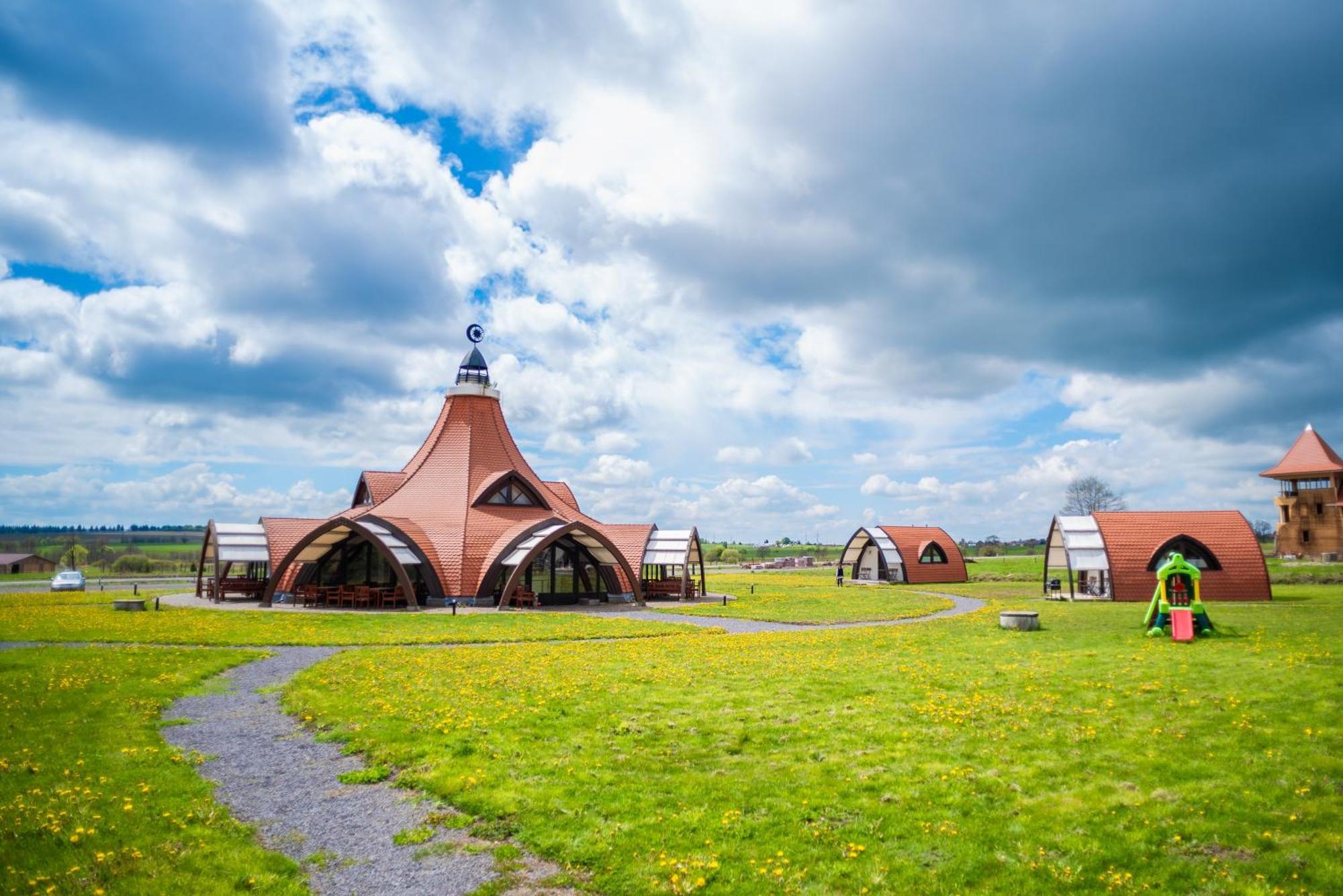 Hotel Hunnia - Huntanya Vlahita Exteriér fotografie