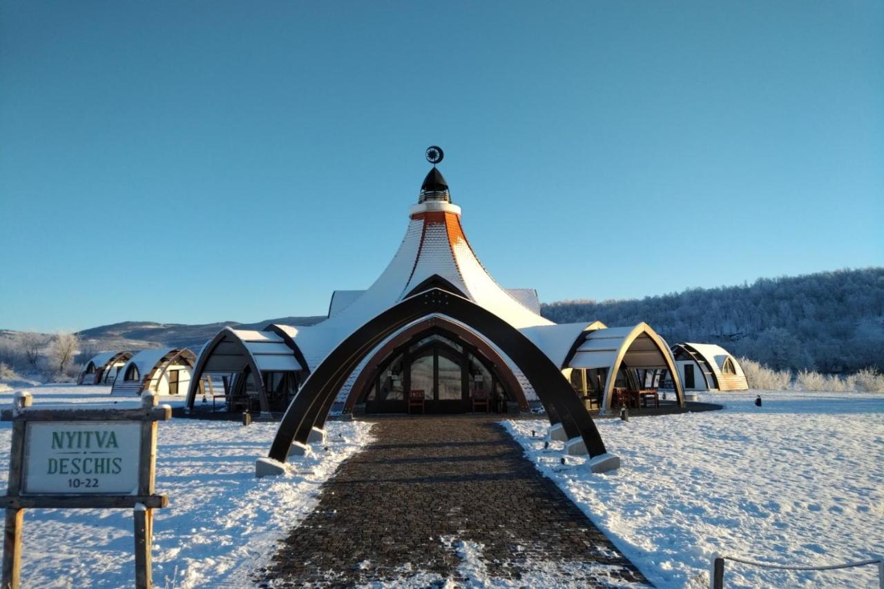 Hotel Hunnia - Huntanya Vlahita Exteriér fotografie